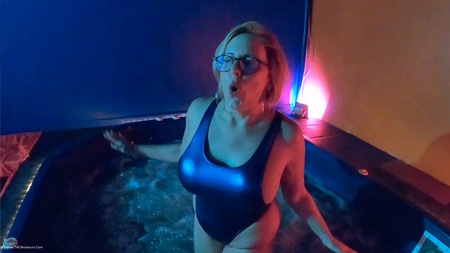 Bikini Hot Tub Pt1